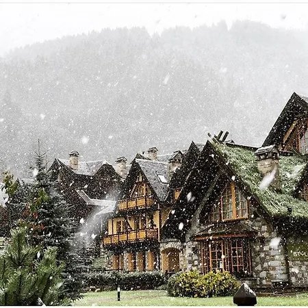 Chalet Luxury Aurora シャレー ポンテ・ディ・レーニョ